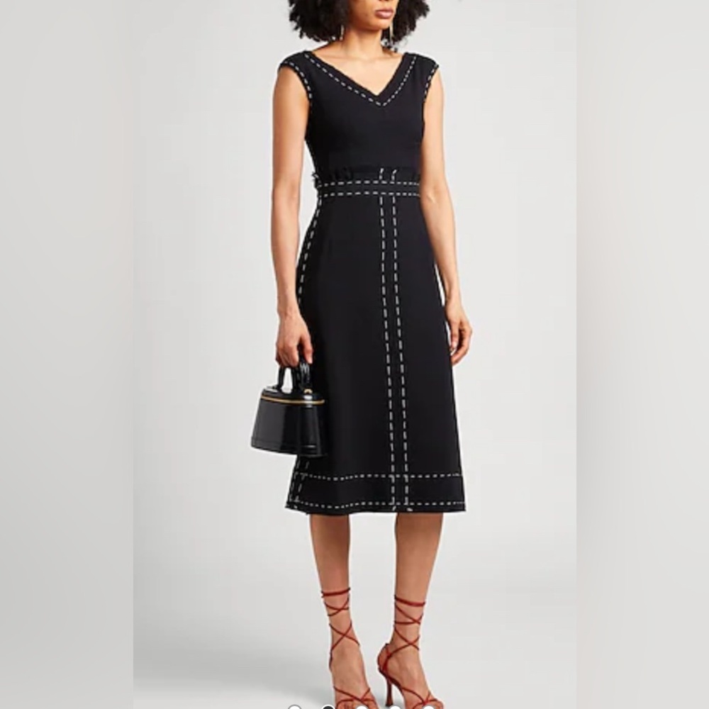 NWT RUNWAY Dolce&Gabbana Belted Stretch Wool Military Dress BLACK. 6/8. $2600